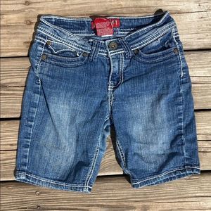 RED RIVET JEANS DENIM SHORTS GIRLS 10
